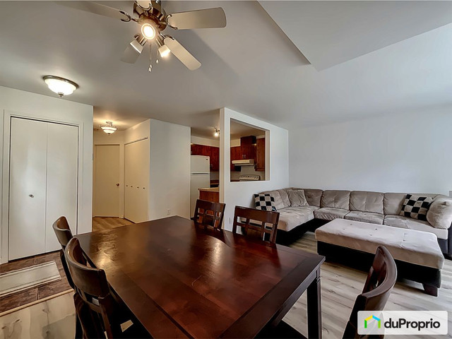$270,000 - Condominium for sale in Longueuil (Vieux-Longueuil) dans Condos à vendre  à Longueuil/Rive Sud - Image 2