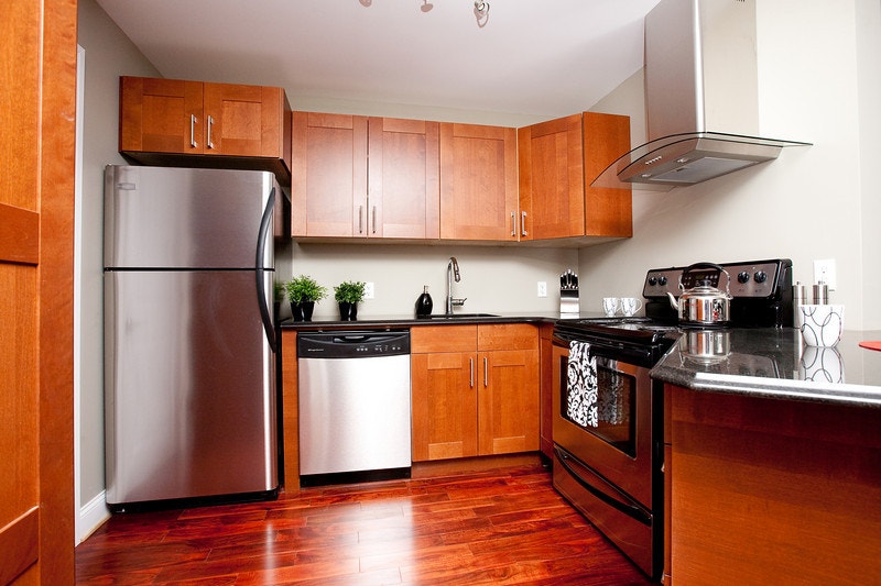 1 month free! 2 bedroom Apartment for Rent 810 Blackburn Mews Long