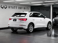 The 2025 Audi Q3 40 TFSI Komfort with the Convenience Package is a sophisticated, driver-centric lux... (image 4)