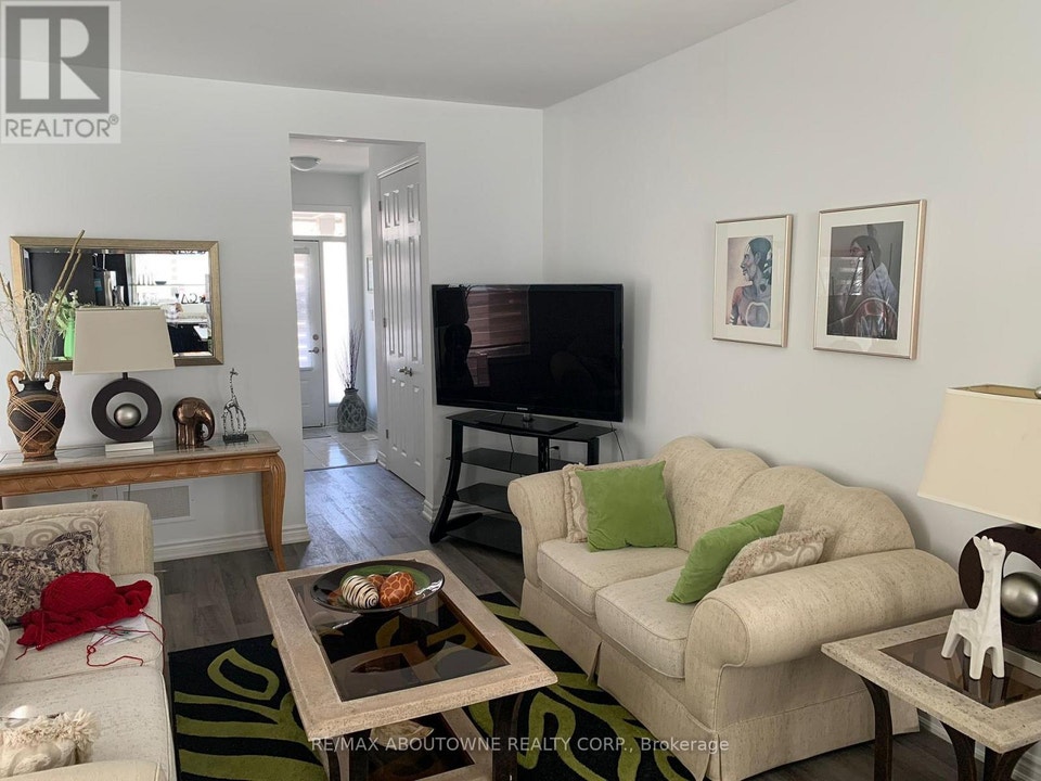 828 ASPEN TERRACE Milton (CB Cobban), Ontario 5