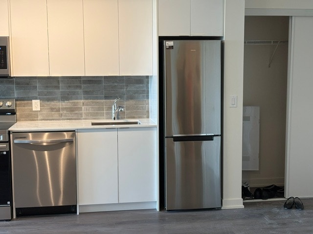 Luxury One Bedroom Plus Den 4