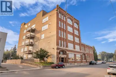 Welcome to unit 206 – 211 Avenue D North, a one-of-a-kind loft style, corner unit condo located in C...