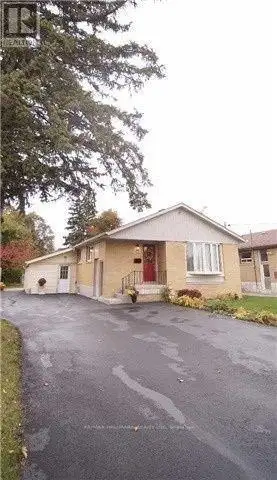 MAIN FL - 8 CORBETT CRESCENT Aurora (Aurora Highlands), Ontario