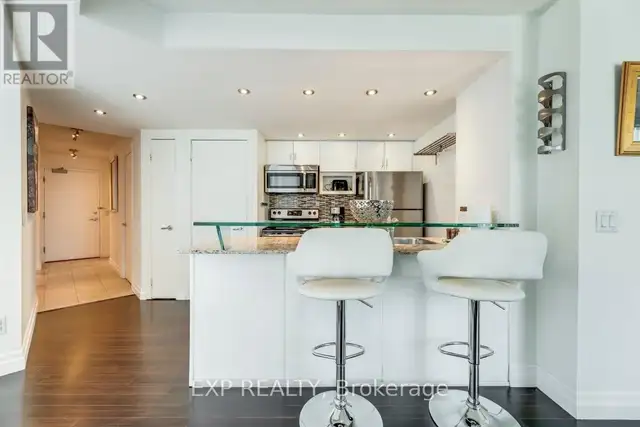 1213 - 208 QUEENS QUAY W Toronto (Waterfront Communities), Ontar in Long Term Rentals in City of Toronto - Image 13
