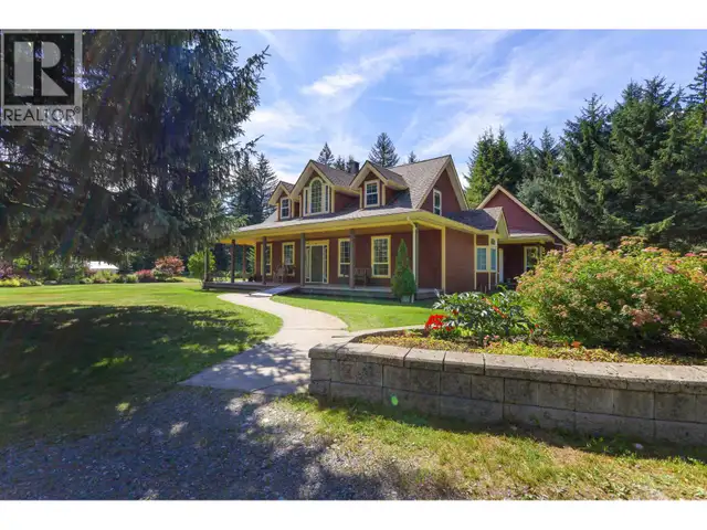 499 QUATSINO BOULEVARD Kitimat, British Columbia in Houses for Sale in Kitimat - Image 4