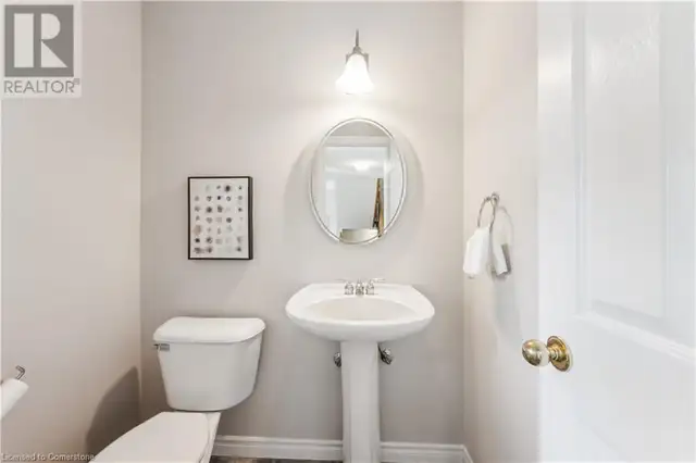 35 DAYMAN Court Kitchener, Ontario in Houses for Sale in Kitchener / Waterloo - Image 21