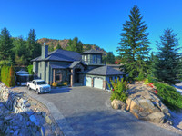 537 BLAKE COURT Trail, British Columbia