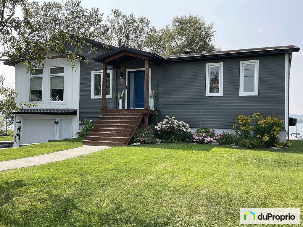 $525,000 - Bungalow for sale in Amqui — photo 1