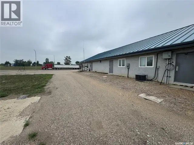 102 Sims AVENUE Weyburn, Saskatchewan in Commercial & Office Space for Sale in Regina - Image 30