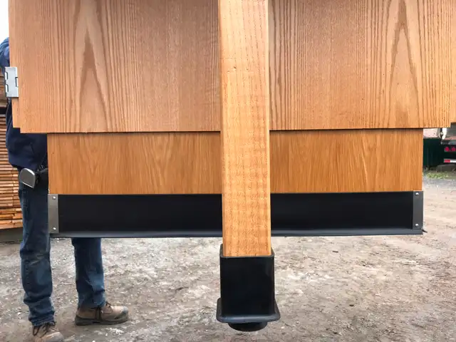 Îlot de laboratoire (table) in Dressers & Wardrobes in Drummondville - Image 6