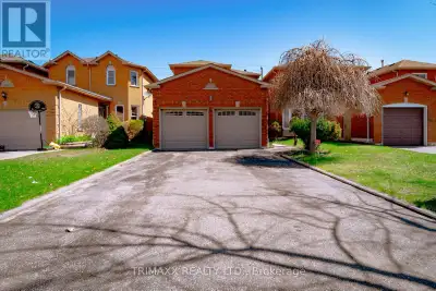 OFFER ANY TIME!!! Welcome to Amazing Home for Sale 3+1 Bedrooms and 4 Bathrooms. This meticulously m...