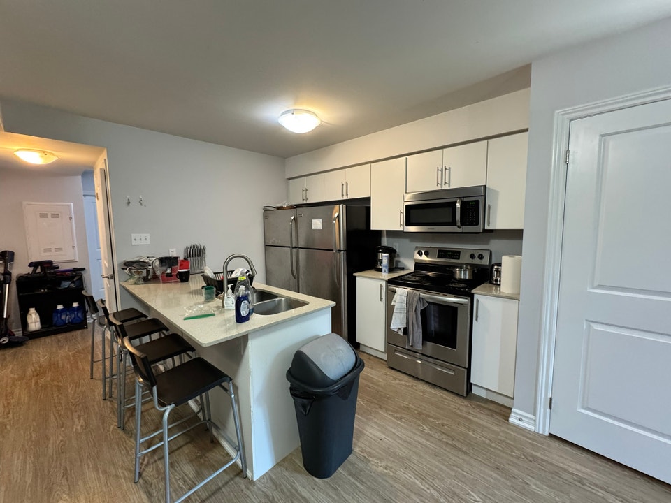Room Available in North East Barrie 4