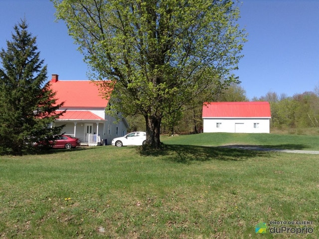 $899,000 - Country home for sale in St-Etienne-De-Bolton — photo 2