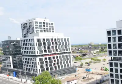 Situated In The Vibrant Community Of South Etobicoke. Welcome To Verge East! Offering Luxurious Styl...
