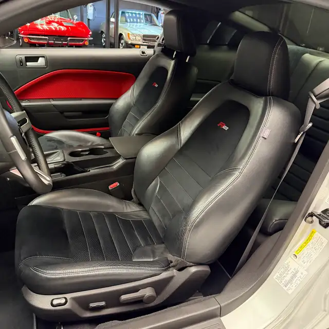 2009 Ford Mustang6050330685793996819