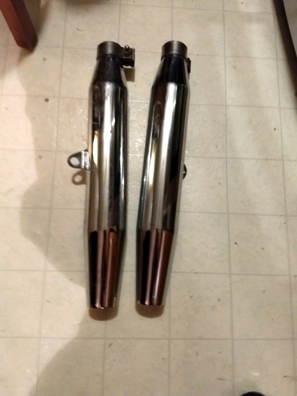 Harley Davidson mufflers exhaust original quiet pipes in Motorcycle Parts & Accessories in City of Montréal - Image 4