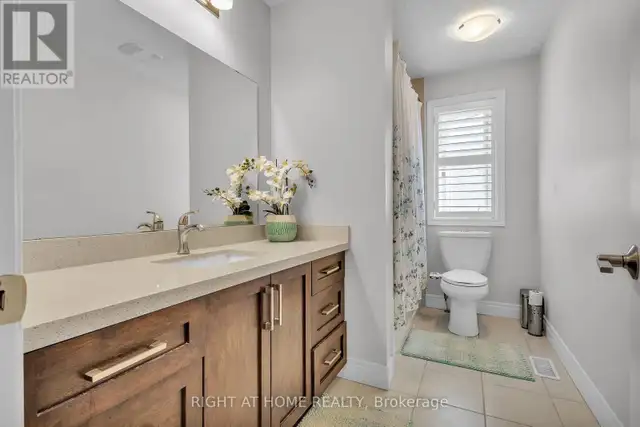 321 CARRIAGE WAY Waterloo, Ontario in Houses for Sale in Kitchener / Waterloo - Image 31