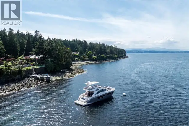 960 Lands End End North Saanich, British Columbia in Houses for Sale in Victoria - Image 15