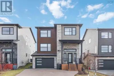 Welcome to 66 Innsbrook Way in the most sought-after the parks of West Bedford. Located in a quiet s...
