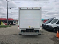 Perfect Auto . Engine: 8 Cylinder Engine 7.3L Safety Equipment Electronic Stability Control (ESC) AB... (image 4)