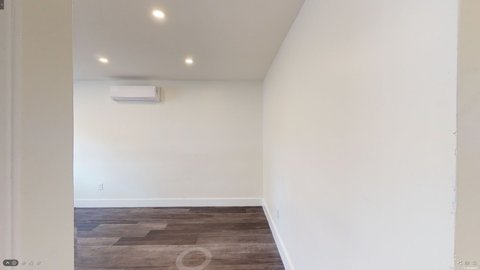524 23e Ave - Three-Bedroom (5.5) Apartment for Rent 2