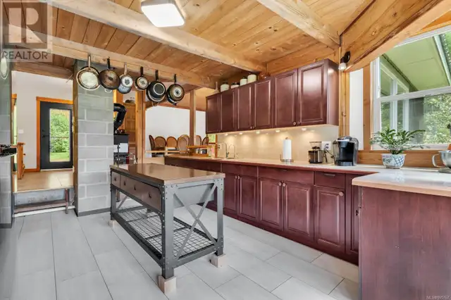 2 Welch Rd Lasqueti Island, British Columbia in Houses for Sale in Parksville / Qualicum Beach - Image 5