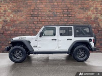 This Jeep Wrangler delivers a Regular Unleaded V-6 3.6 L/220 engine powering this Automatic transmis... (image 1)