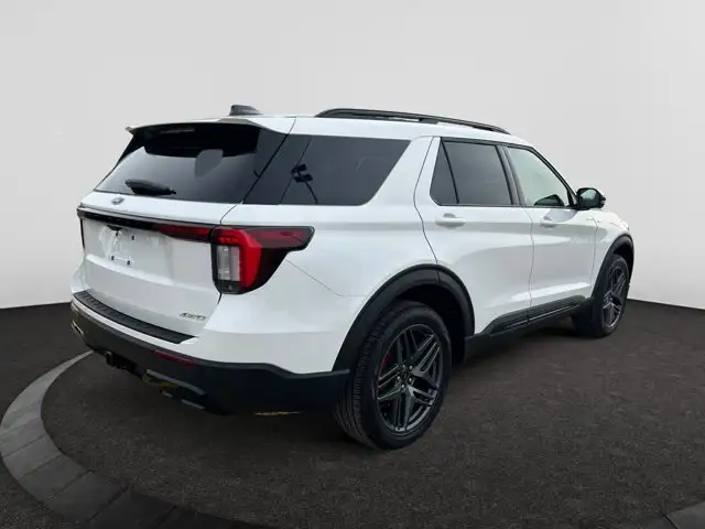 2026 Ford Explorer ST-Line in Cars & Trucks in Regina - Image 6