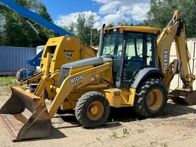 2004 DEERE 410G BACKHOE LOADER Enclosed Cab, Backhoe Pilot Controls, , 93 in Loader Bucket, 36 in Ba...