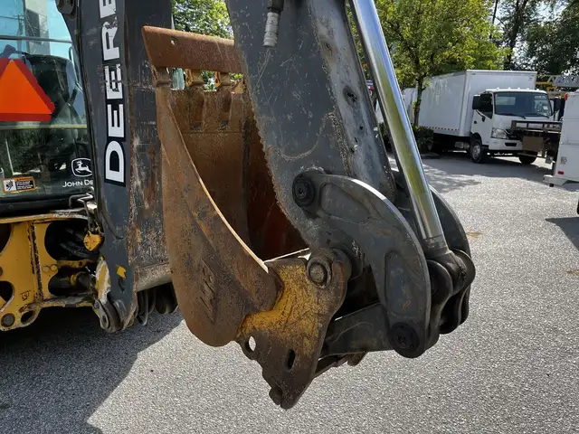 2010 John Deere 310SJ 4x4 Wheel Loader Extended Hoe 4 in 1 92 in in Heavy Trucks in Edmonton - Image 22