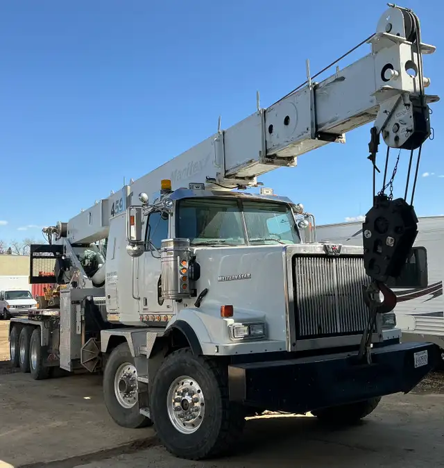 2013 Western star Manitex 45 Ton Sleeper Boom Truck in Heavy Equipment in St. Albert - Image 6