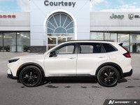 Don't miss your chance to own a pristine, nearly new CR-V! Sourced from Honda Financial Services, th... (image 2)