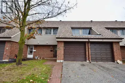 Welcome to Barrie Road in the bustling City of Orillia. This two-storey townhouse, perfect for first...