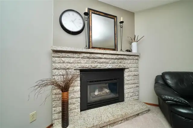 126 Vince Leah Drive Winnipeg, Manitoba62867602635139122