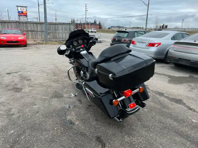 2005 Harley-Davidson FLHT ELECTRA, CAMS, TENSIONER, PYTHON PIPES in Street, Cruisers & Choppers in London - Image 4
