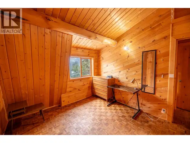 6425 BOULE YOUNG LAKE ROAD 70 Mile House, British Columbia in Houses for Sale in Kamloops - Image 20
