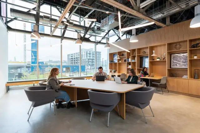 Beautifully designed office space rental for 5 persons in Spaces in Commercial & Office Space for Rent in Gatineau - Image 15