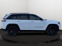 Navigation | Heated front and rear seats | Remote Start Experience the perfect harmony of premium lu... (image 5)