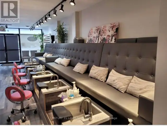 3379 BATHURST STREET Toronto (Bedford Park-Nortown), Ontario62863317431427124