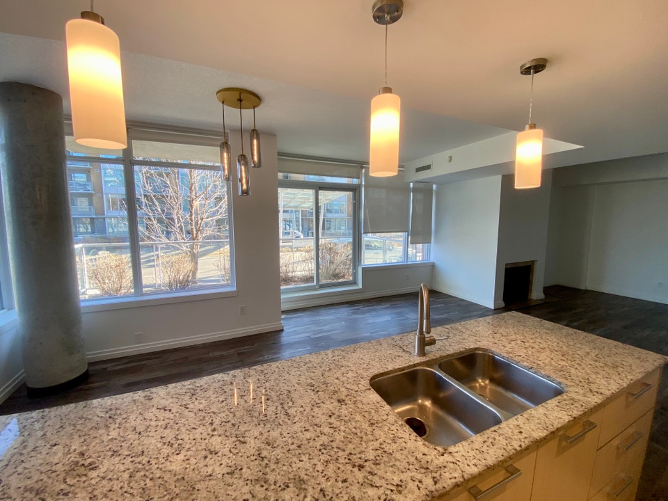 2 Br 2 Bath - $1795/mo and 1-Month Free! 4