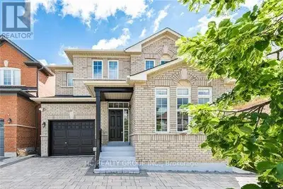 Great Location Luxury House Located In High-Demand Wismer Area. 9 Ft Ceiling On Main Floor, Stainles...