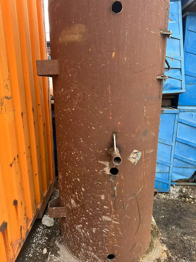 Heavy-Duty 7.5 Ft Steel Garbage Incinerator Burner 2504222 in Other in Grande Prairie - Image 11