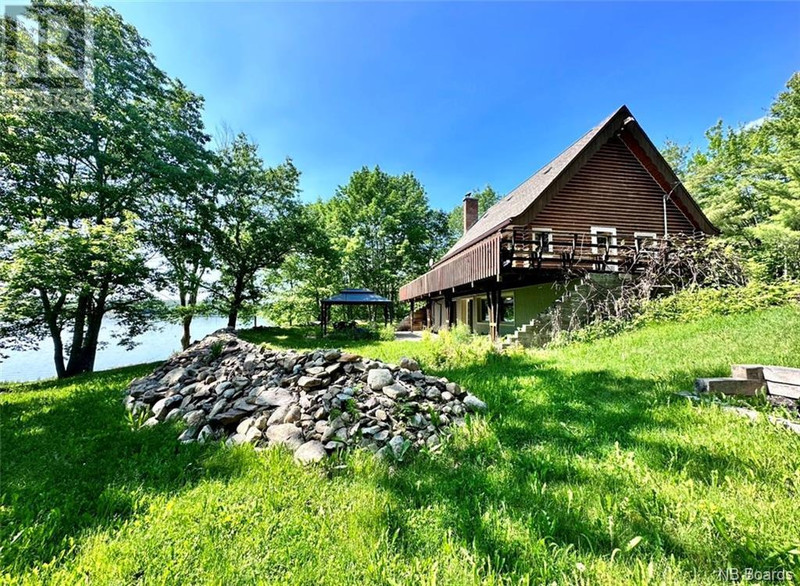 1372 Scenic Narrows Boulevard CambridgeNarrows, New Brunswick Houses