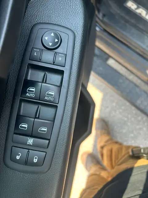 2018 Ram 1500 Express5402562140215910410