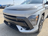 AMVIC Licensed Dealer Need a dynamic ride that’s both spirited and sophisticated? Let the 2024 Hyund... (image 2)