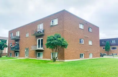 Welcome to Elmwood Place Apartments, located in the beautiful City of Sault Ste. Marie. This apartme...