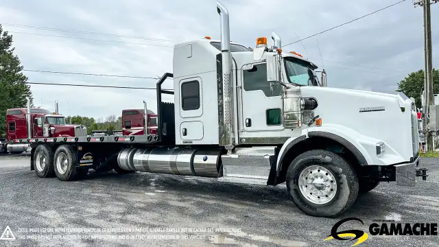 2015 KENWORTH T800 CAMION PLATE FORME REMORQUEUSE in Heavy Trucks in Moncton - Image 7