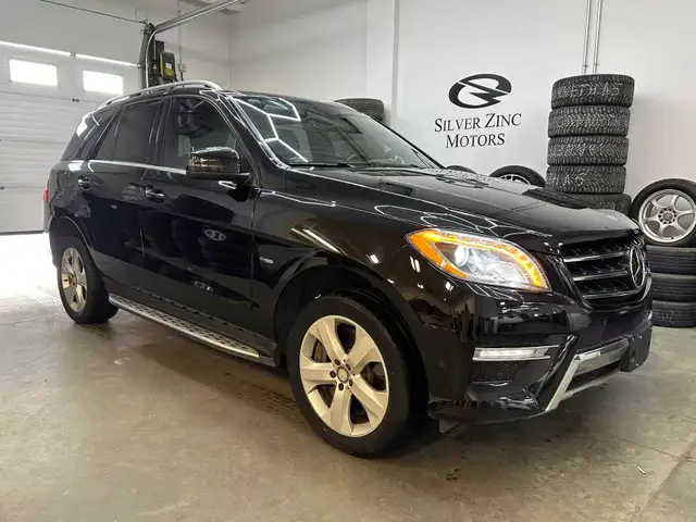 2012 Mercedes-Benz ML550Full Mercedes service History record