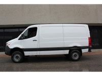 A.W.D - ALL WHEEL DRIVE!!! RARE SPRINTER 2500 LOW ROOF WITH A.W.D !!! HIGH OUTPUT ECONOMICAL AND POW... (image 2)