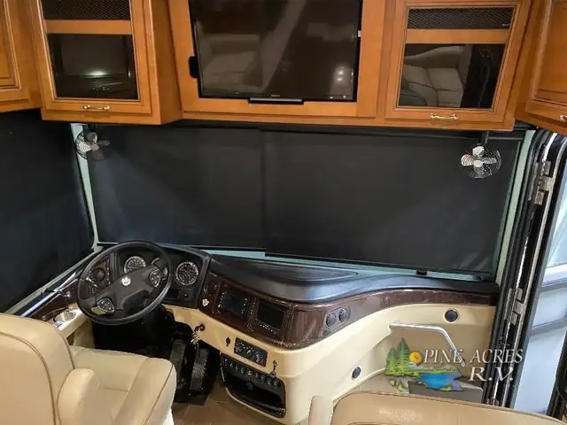 2015 Fleetwood RV Providence 42M only 027,446 Miles in RVs & Motorhomes in Moncton - Image 32